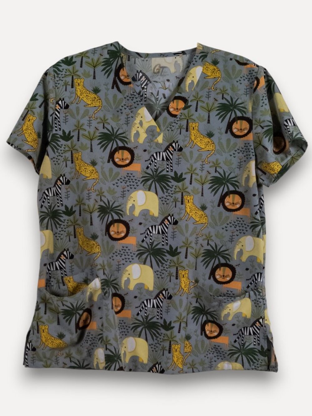 GT Performance Gray Jungle Animal Print Scrub Top Size L V-Neck With Pockets